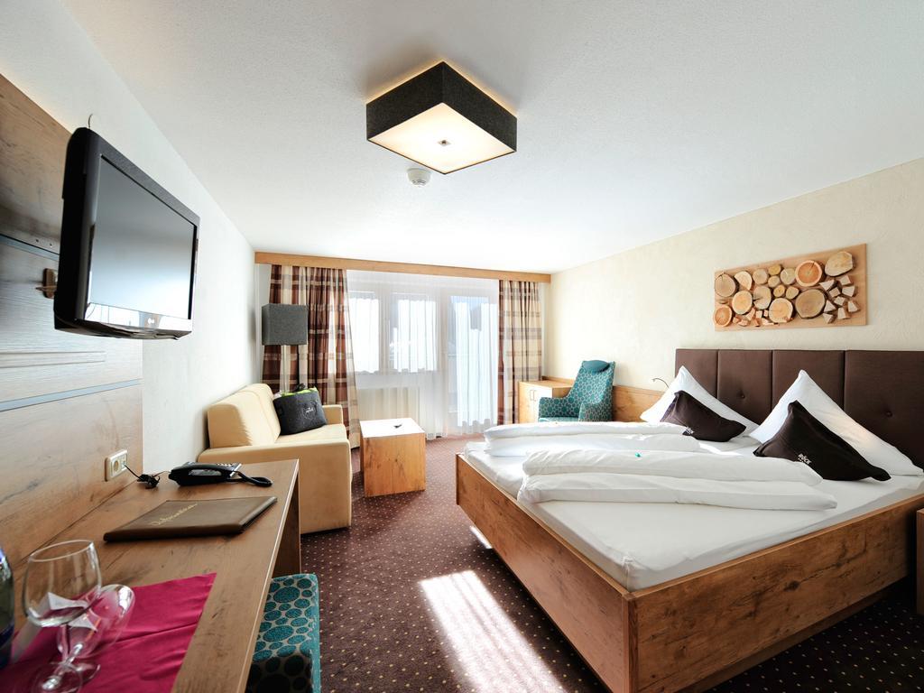 Hotel Roeck Garni フィス エクステリア 写真