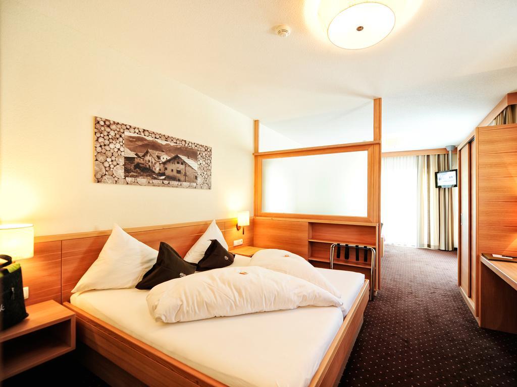 Hotel Roeck Garni フィス エクステリア 写真