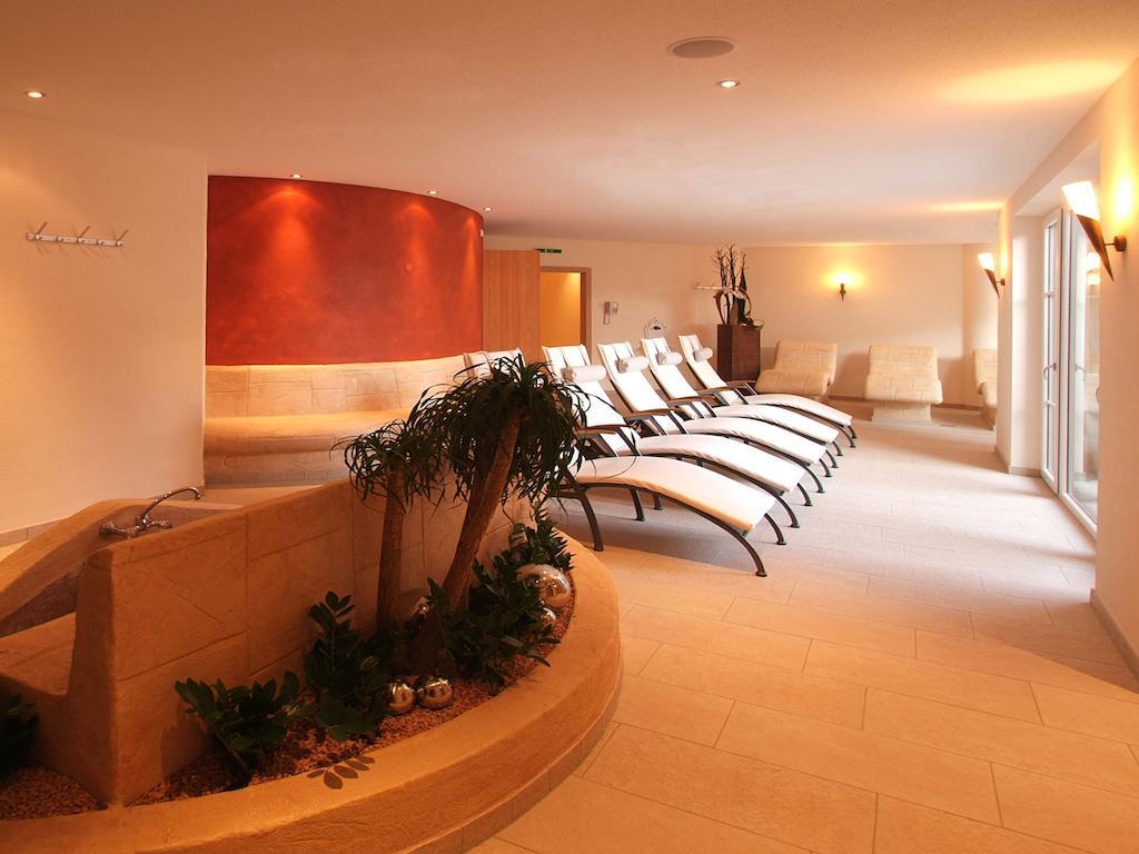 Hotel Roeck Garni フィス エクステリア 写真
