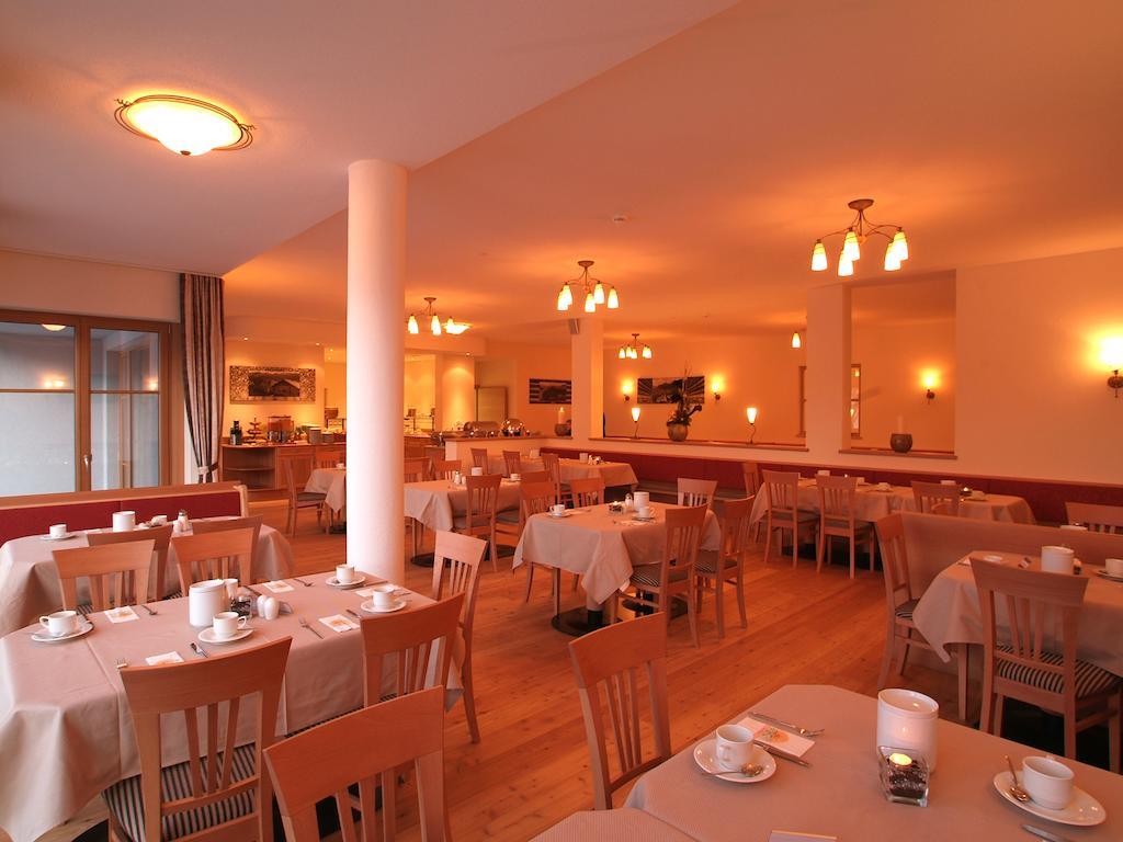 Hotel Roeck Garni フィス エクステリア 写真